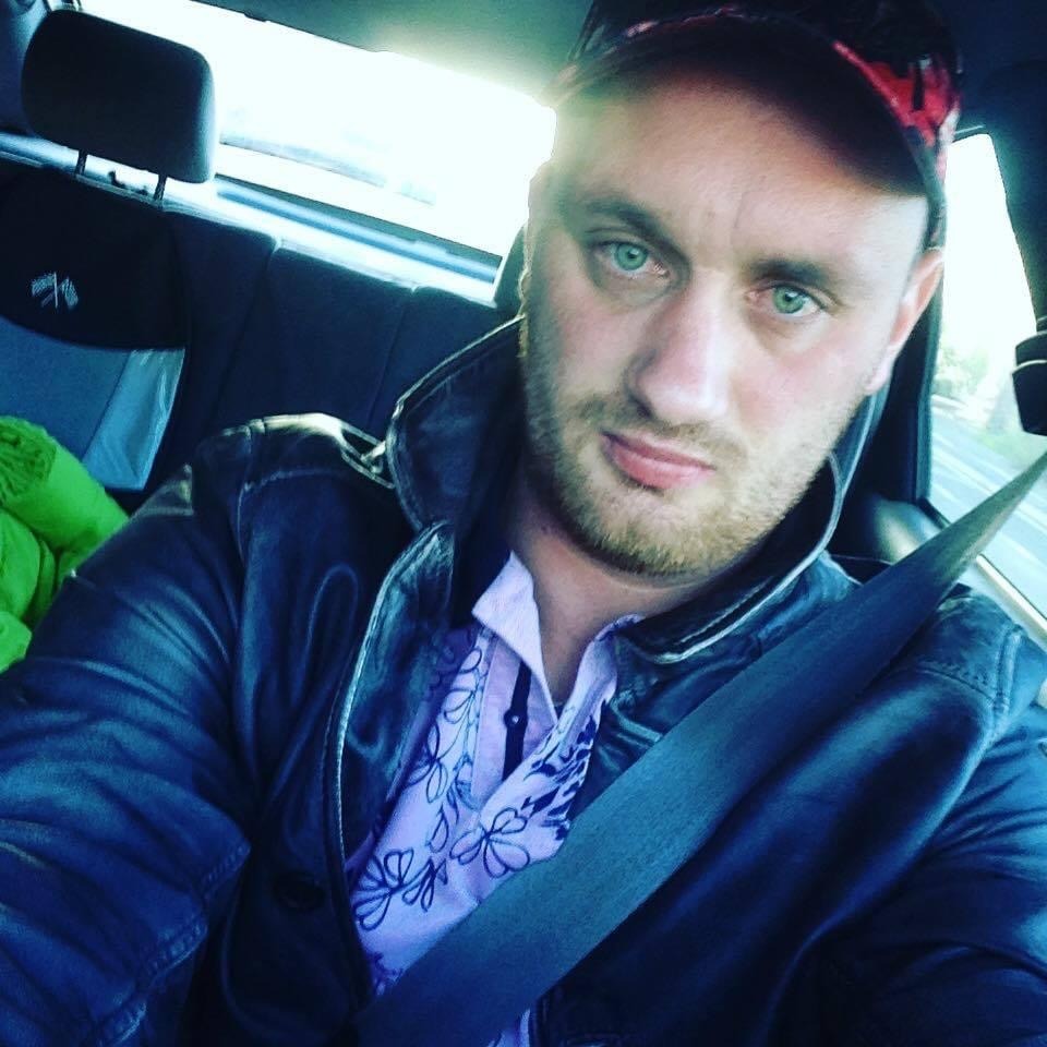 Akira - Ambrief - Aisne | Speed Dating